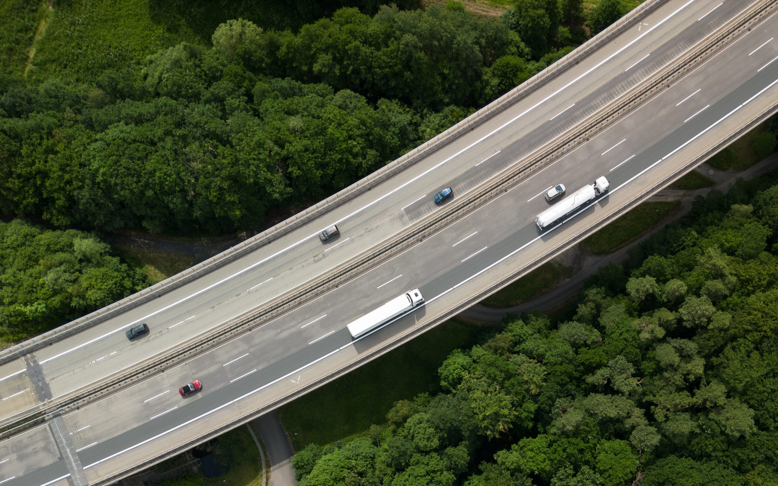 FOP Shymanov und LINQO: Echtzeit-Transparenz für den internationalen Frachtverkehr